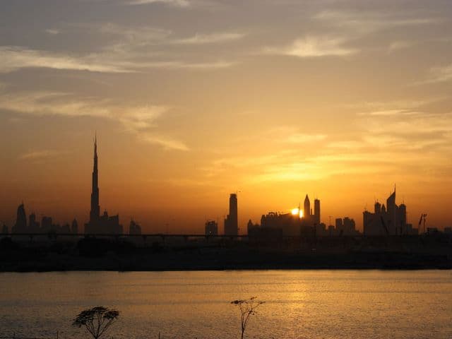 Skyline de Dubaï le soir